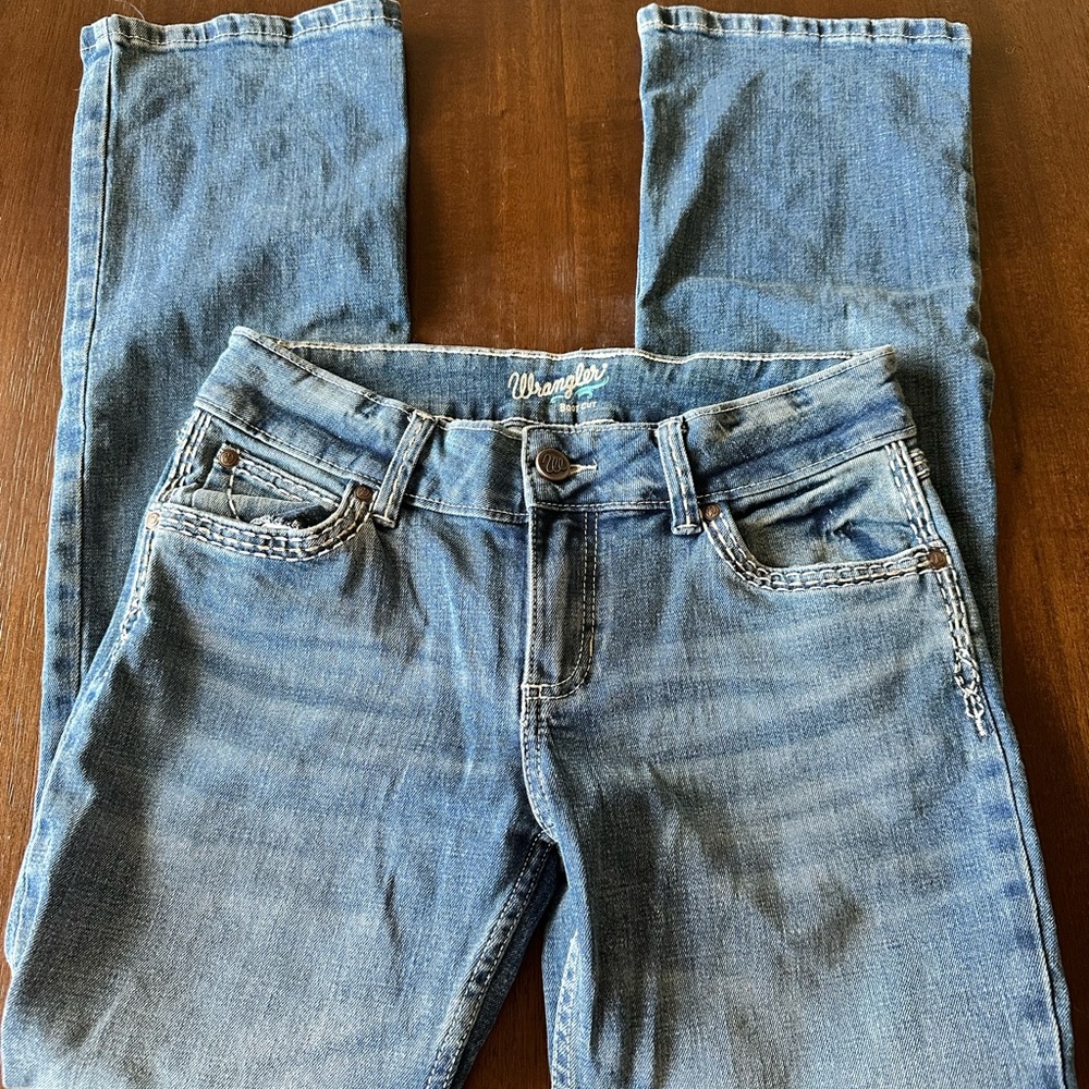 Wrangler Women's Classic Blue Boot Cut Jeans